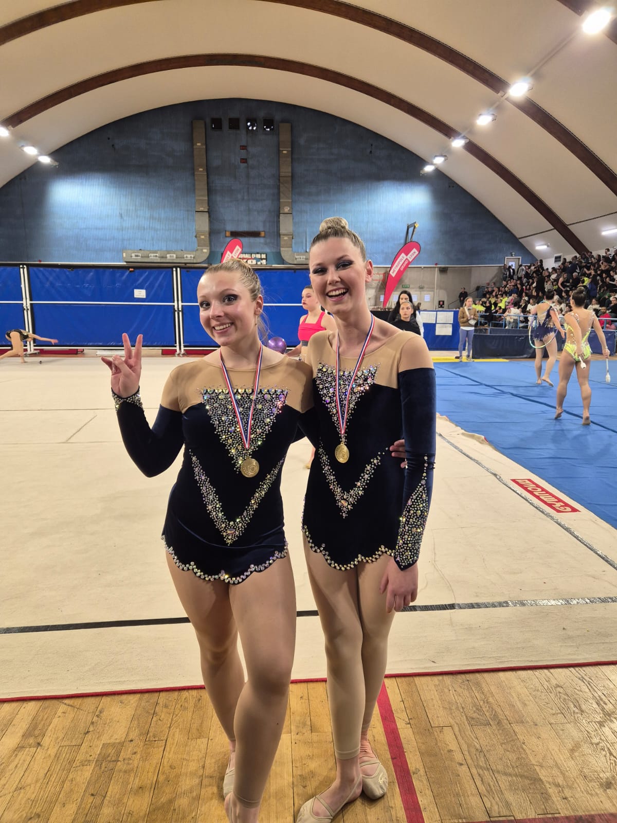 les deux fondatrices du club de gymnastique rythmique 